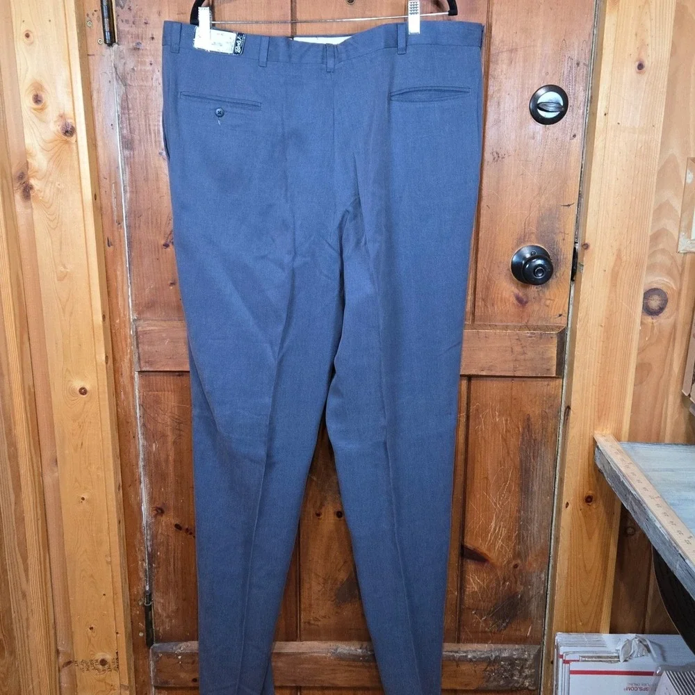 Berle B Tailored Milan Men's‎ Pleated Dress Pants Size 42 Charcoal Tencel